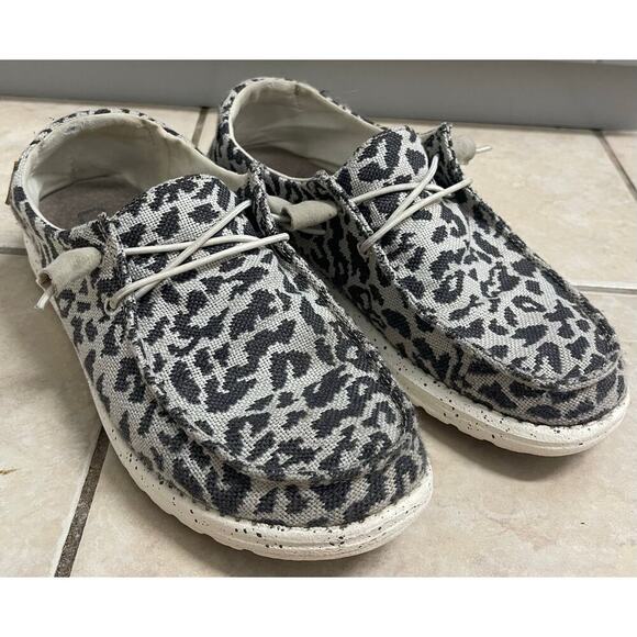 Hey Dude Women's Wendy Woven Cheetah Grey size 9 - Picture 1 of 9